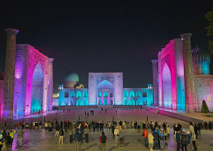 撒馬爾罕雷吉斯坦廣場