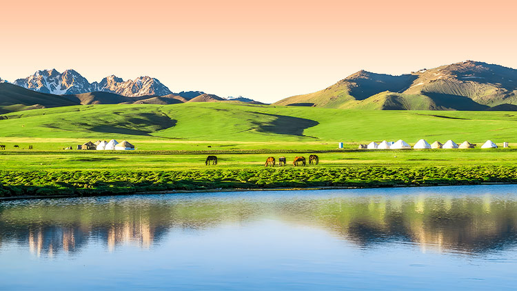 吉尔吉斯斯坦旅游