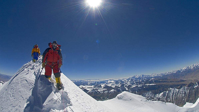 自治区体育局：进藏爬山须经审批 违规将罚五千至三万元