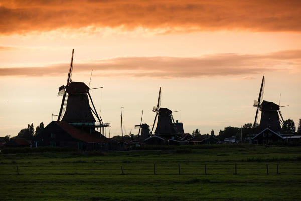 荷兰到西藏旅游