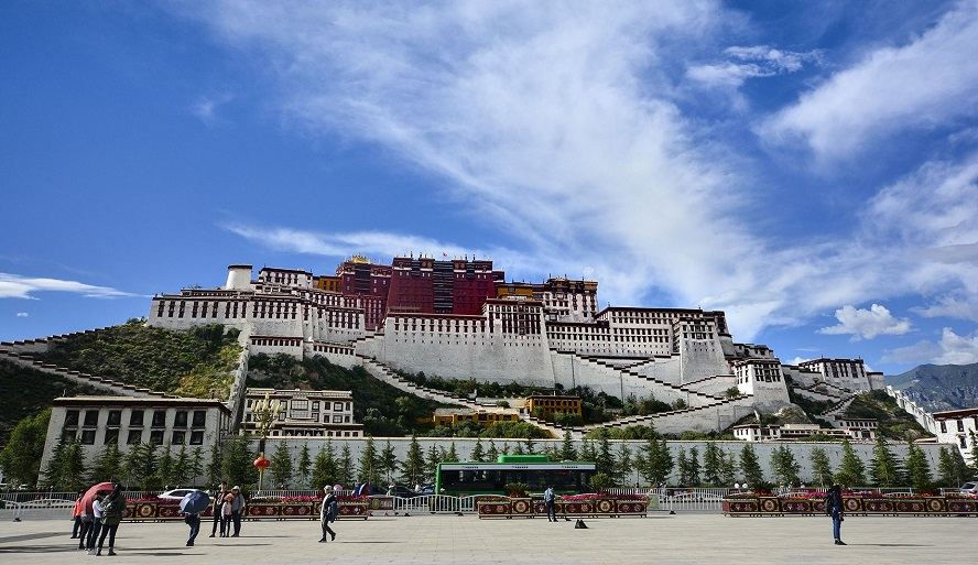 拉萨外地旅行社有哪些口碑较量好？？？？？拉萨旅行社排名前8名推荐