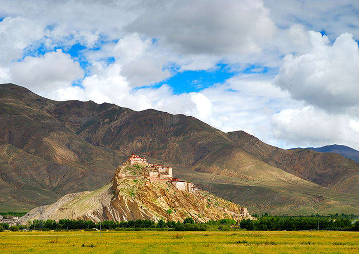 gyantse dzong site