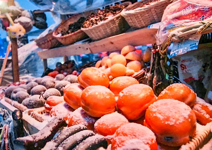 哈爾濱美食-凍梨/凍柿子 哈爾濱美食-凍梨/凍柿子