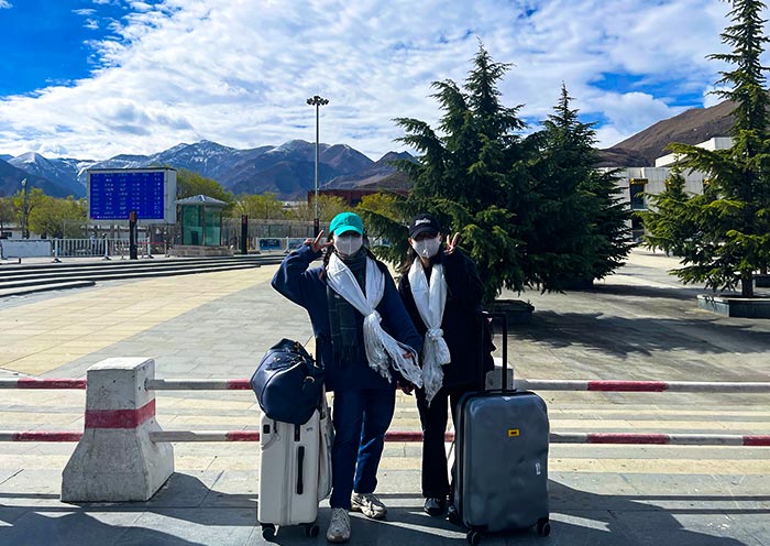 拉萨火车站接站