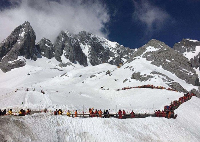 Day 2 The magnificent Jade Dragon Snow Mountain, which gets its name from its 13 peaks that are shaped like a jade dragon (you can guess where the snow part comes from.
 Day 2 The magnificent Jade Dragon Snow Mountain, which gets its name from its 13 peaks that are shaped like a jade dragon (you can guess where the snow part comes from.