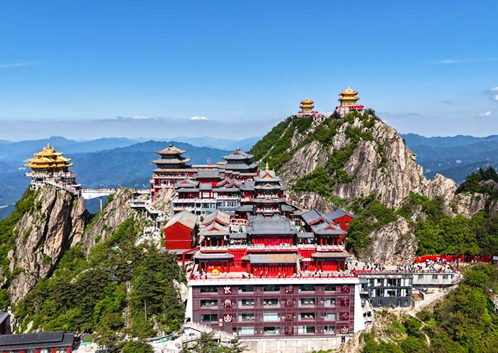 壮丽的老君山 壮丽的老君山