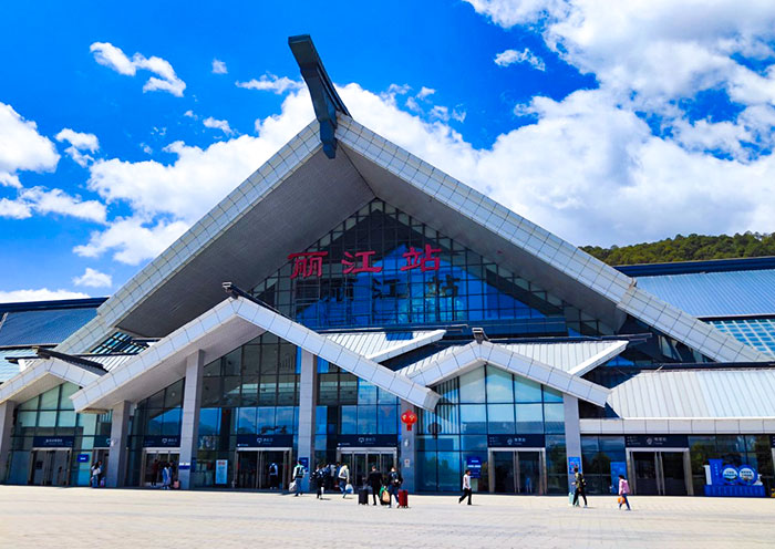 丽江火车站送站