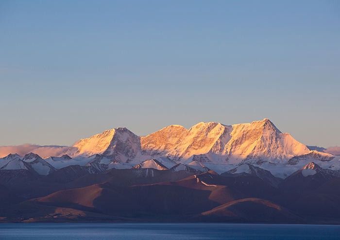Day 4 Mt. Nyenchen is one of the world’s tallest mountain peaks, and it is also the tallest mountain nearest to Lhasa.
Day 4 Mt. Nyenchen is one of the world’s tallest mountain peaks, and it is also the tallest mountain nearest to Lhasa.