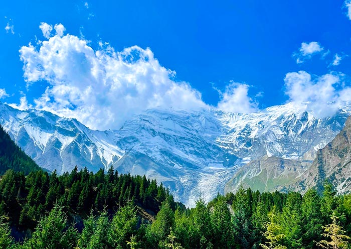 奥依塔克冰川公园