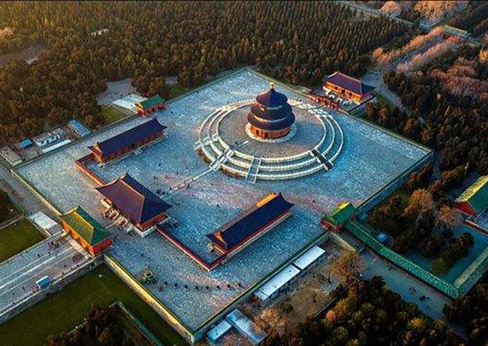 Day 4 - The Temple of Heaven is the place where the ancient emperors of China presided over various rituals to ensure a good harvest for the empire
 Day 4 - The Temple of Heaven is the place where the ancient emperors of China presided over various rituals to ensure a good harvest for the empire