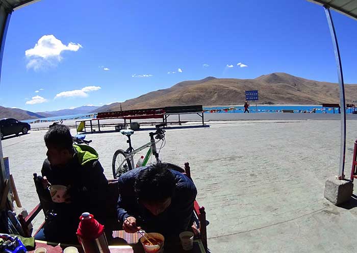 tibet cycling
