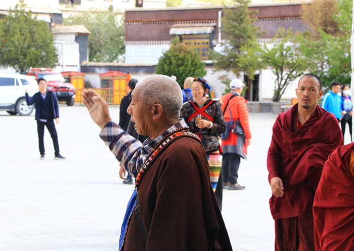 tibet people