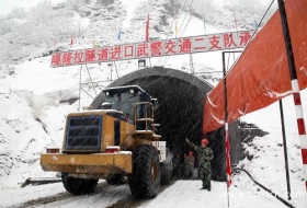 嘎隆拉隧道攻克墨脱最后“生命通道”