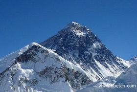 现在开放的46座山峰可知足爬山者差别需求