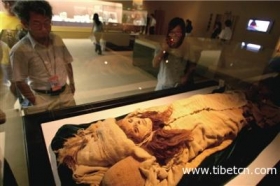 西域千年女尸惊现首都博物馆