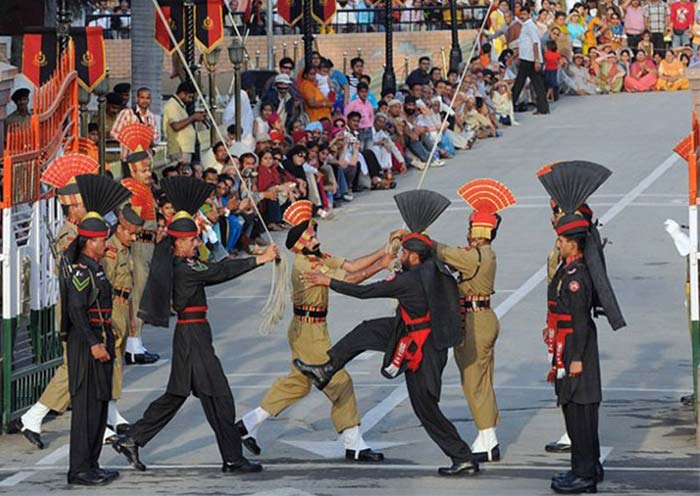 阿姆利則邊境降旗儀式