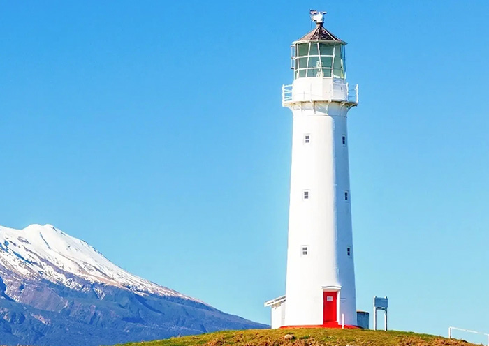 艾格蒙特⻆灯塔