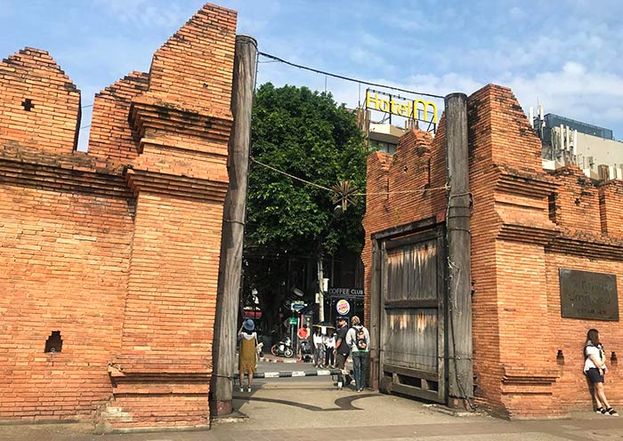 清迈塔佩门