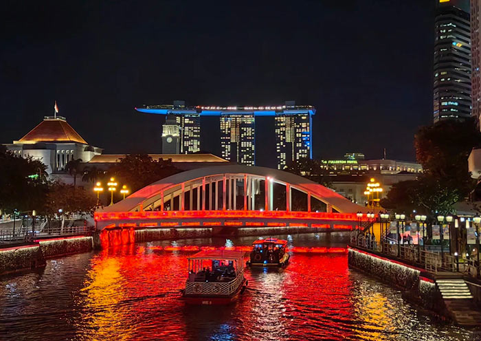 克拉码头起航：新加坡河游船之旅