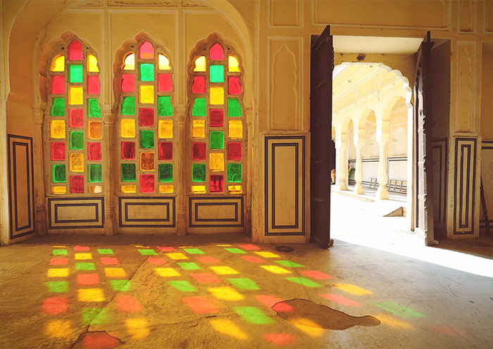 風之宮內部彩窗
