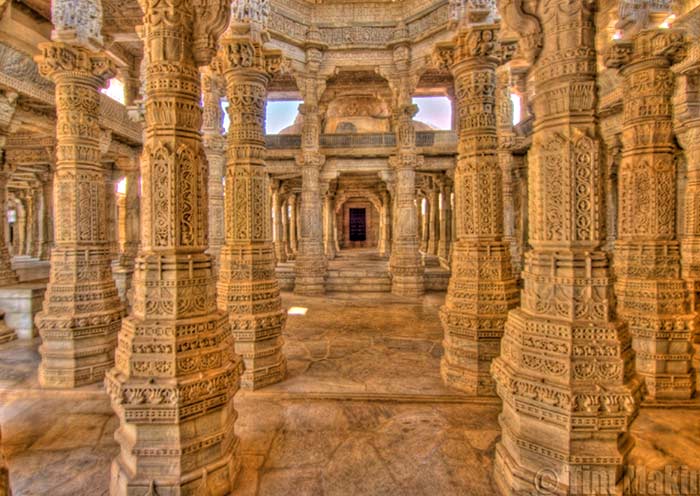 拉納克普爾耆那教寺廟柱雕奇觀