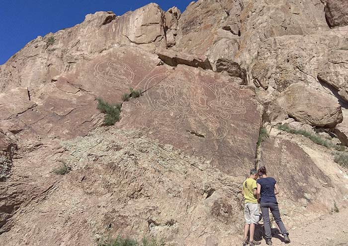 泰姆格里考古景观岩刻