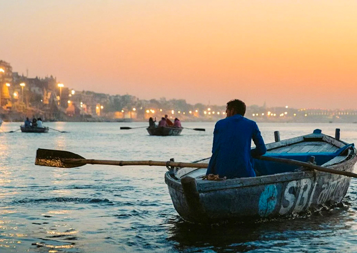 瓦拉納西恒河日出遊船
