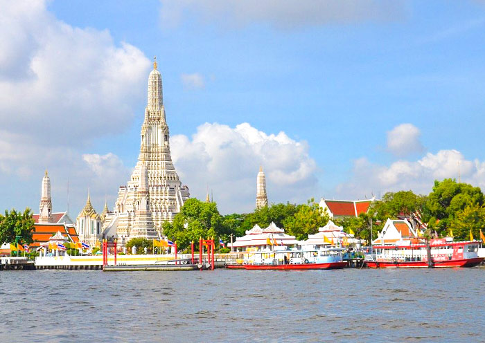 泰国7天6夜经典游: 曼谷大皇宫+清迈古城+大象保护公园+普吉岛海滩