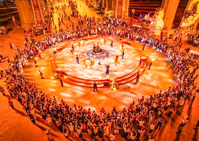 中国马镇旅游度假区篝火晚会