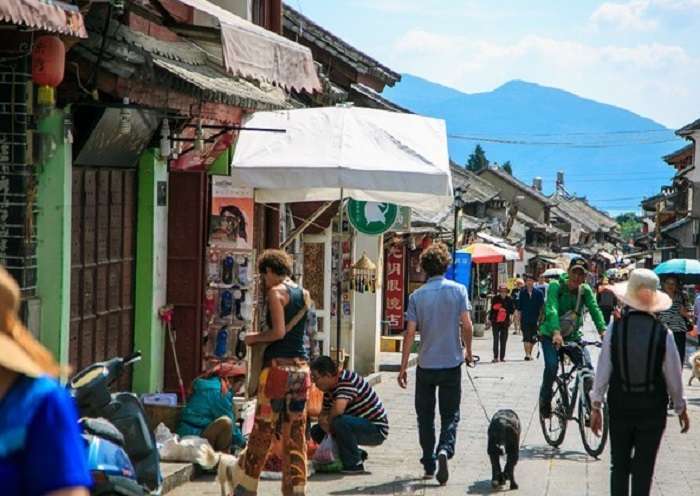 Day 6 - The Ancient Town of Dali is located at the foot of Cangshan Mountain, faceing the Erhai Lake in the east.
