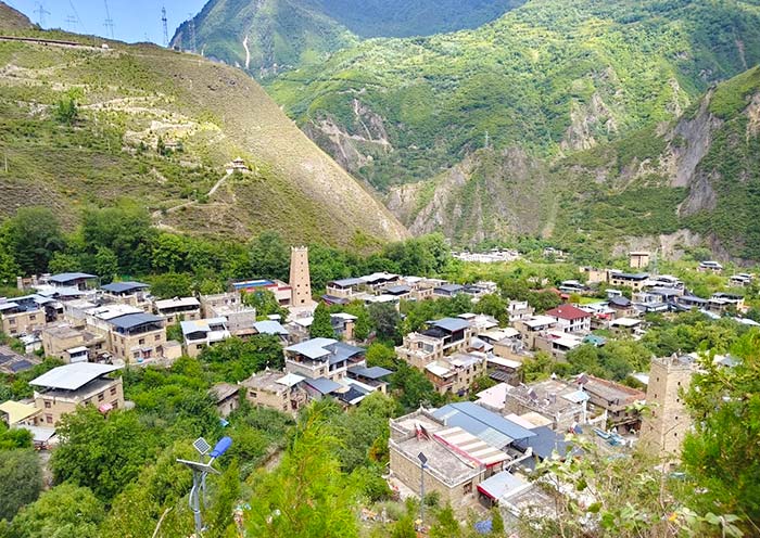 甘堡藏寨