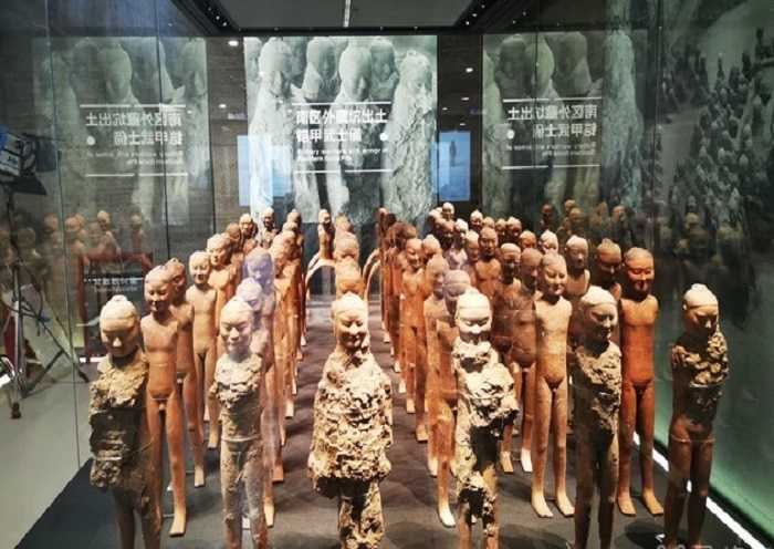 La tumba de Hanyang es la tumba del famoso emperador Liu Qi de la dinastía Han Occidental (206-220 a. C.).
