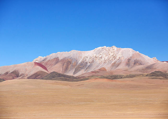Day 5 On the way, you will stop by the famous Gawu La Pass (5198m). It is the best place to enjoy mind-blowing vistas of top 5 highest peaks (all above 8000m) along majestic Himalayas.

