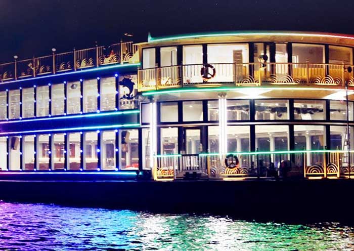 Crucero nocturno por el Río Perla