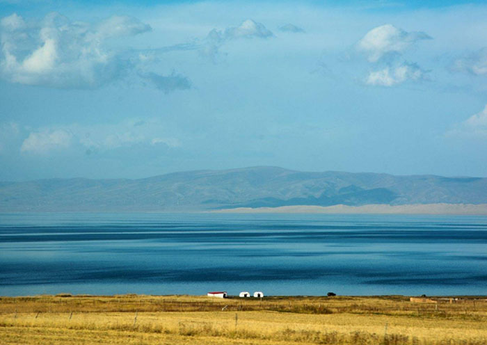 5 días y 4 noches  &nbspViaje a caballo conociando el desierto de Gobi y las estepas montañosa
