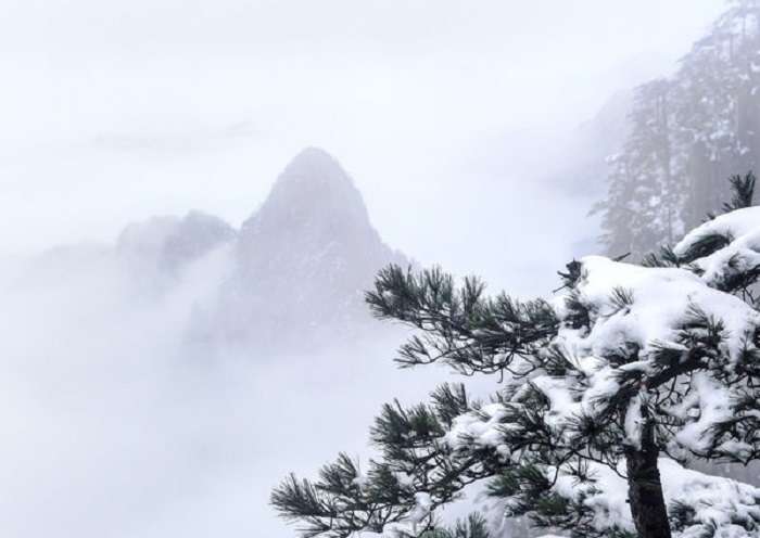 Day 6 - Shixin peak is the first shocking destination on the Yellow Mountain
