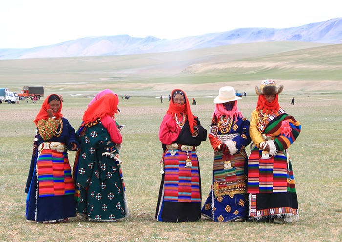 Day1-Whether the men, women, children, lamas or the shopkeepers, they are always on the verge of a smile. 
