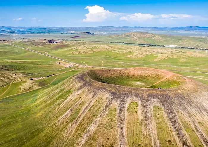 乌兰哈达火山群