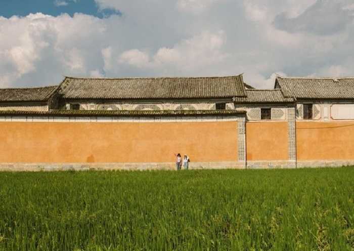 Day 7 - The major residents in the Xizhou Ancient Town belong to the Bai Ethnic Group.
