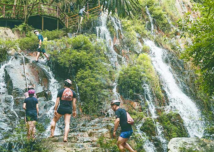 呀诺达雨林文化旅游区