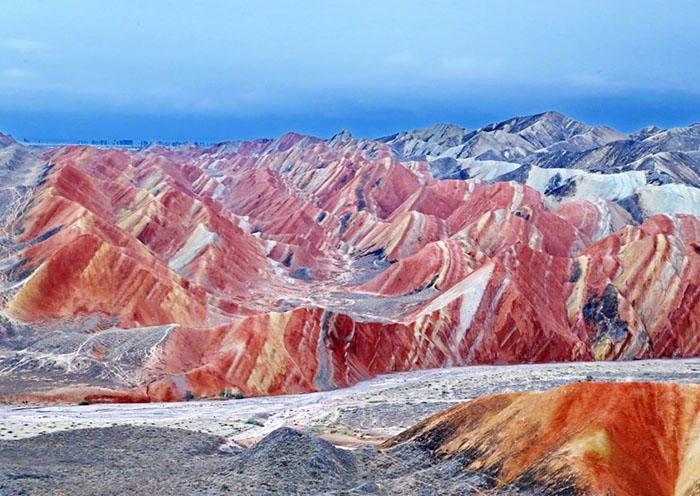 9-Day Dunhuang Jiayuguan Zhangye Xining Silk Road Tour